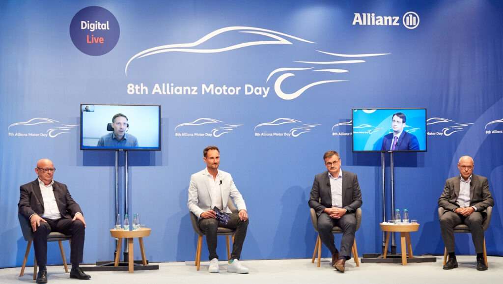 Fero Andersen führt durch Online- und Live-Streaming-Events.